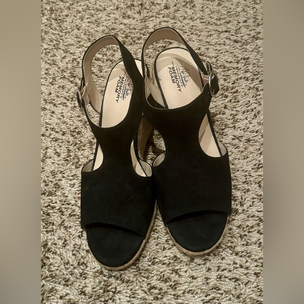 Life Stride Flex wedges